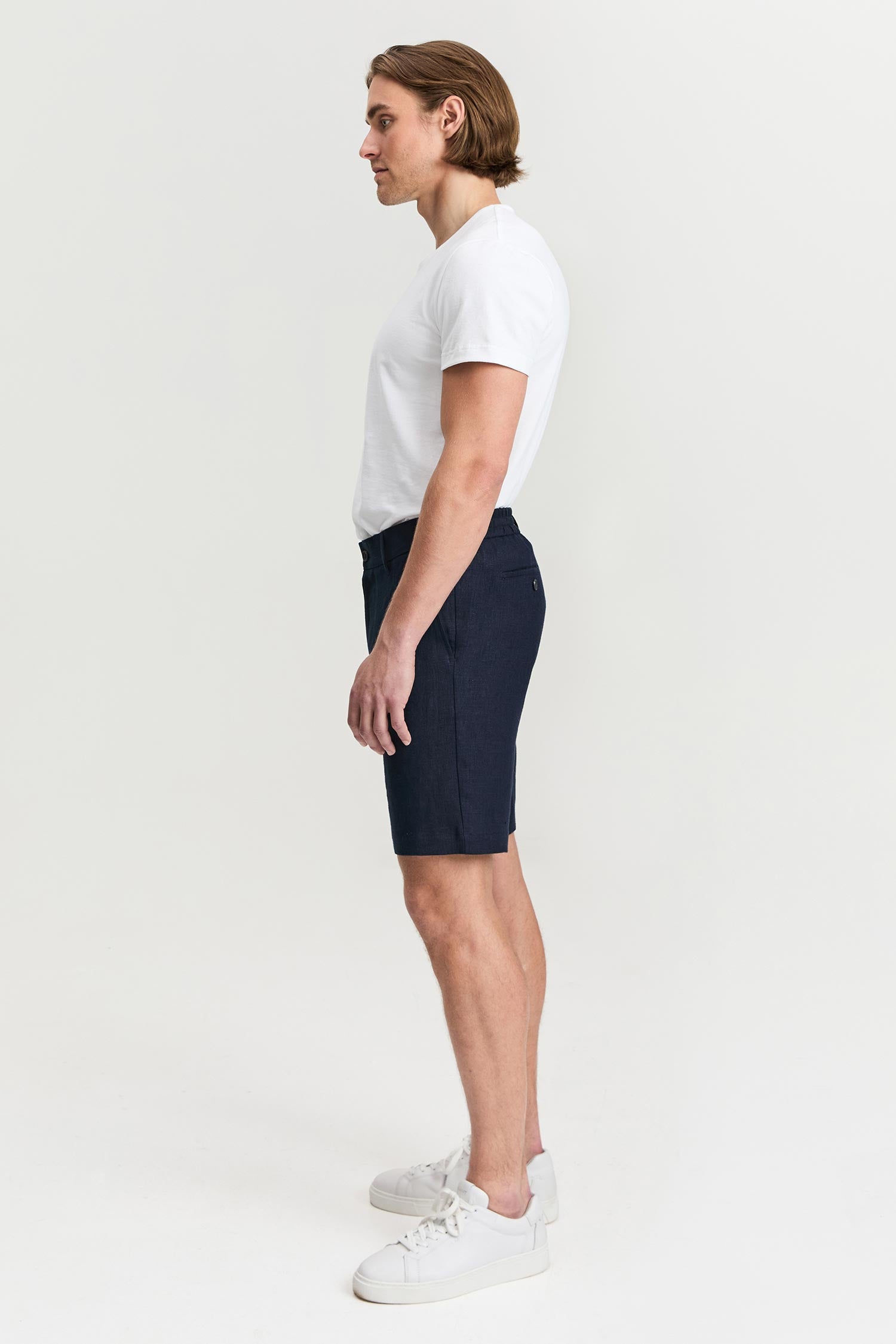 Teppo pellava shortsit