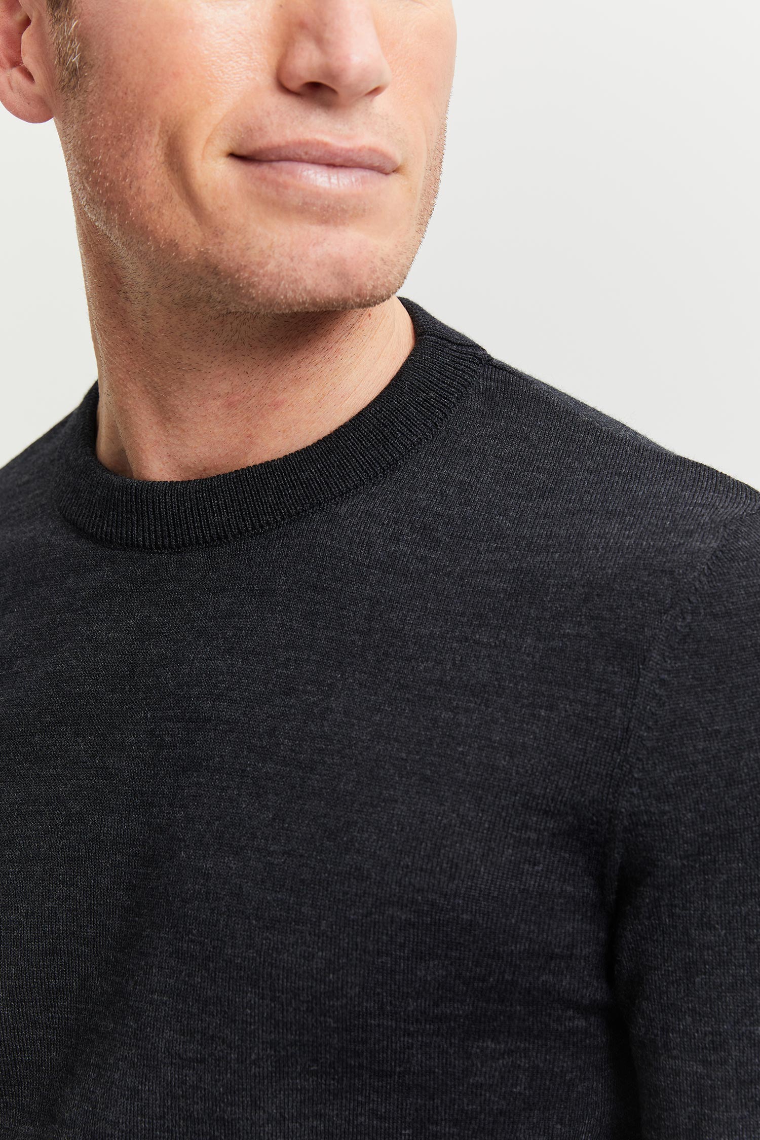 Daniel merino neulepusero